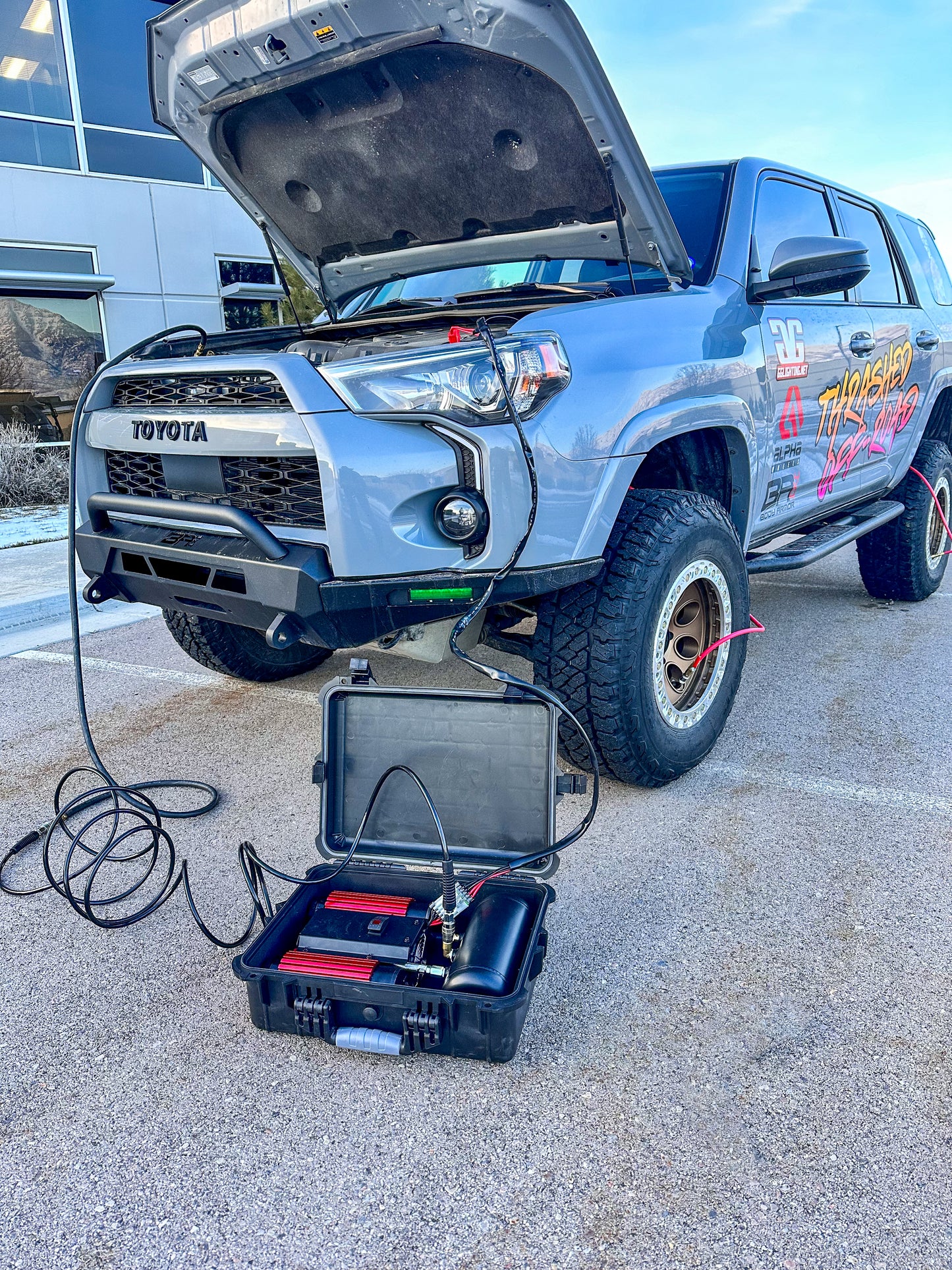 Thrashed Off-Road Portable Twin Motor Air Compressor