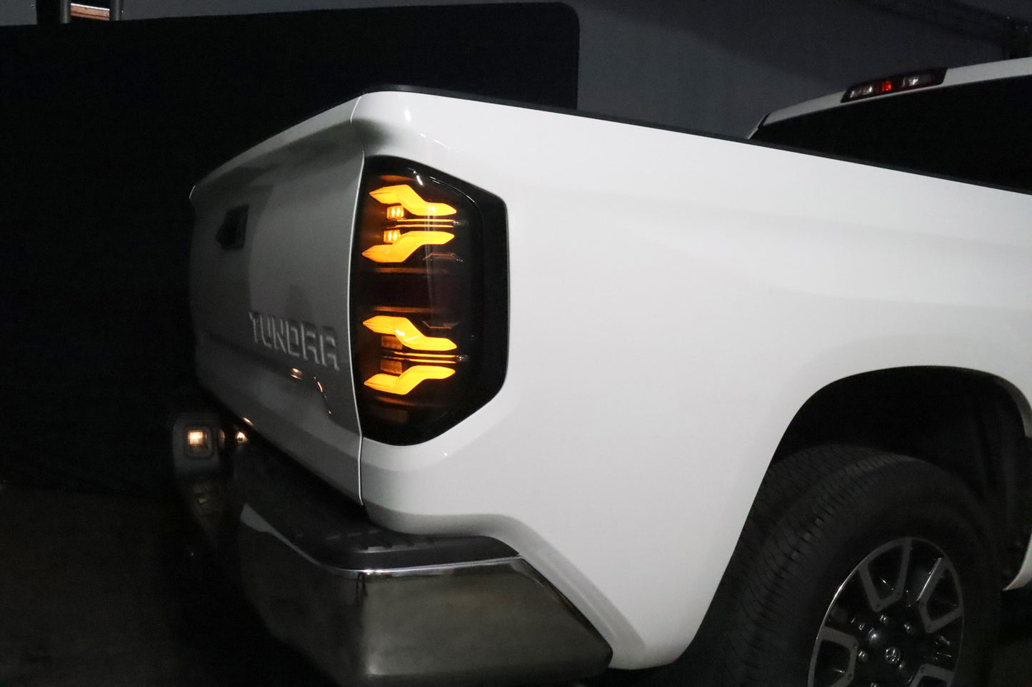 Alpharex LUXX-Series LED Tail Lights Alpha-Black 14-21 Toyota Tundra